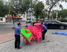 让“烟火气”不失“文明味” 胶南隐珠执法中队 开展烧烤餐饮油烟专项治理