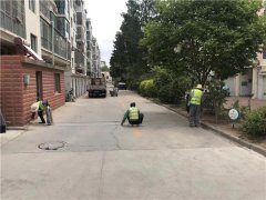 青岛莱西:城市更新在行动施划“停车线” 点“靓”文明“风景线”