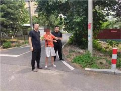 一觉醒来货车电瓶被盗 青岛胶州民警精准研判迅速破案