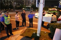 崂山区城警联动，助力长效城市精细化管理