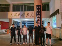 男子因粗心忘拔车钥匙 胶州民警精准研判迅速破案