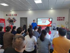 青岛市北区湖岛街道开展“文明交通 绿色出行”主题活动