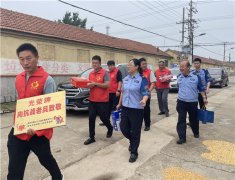 胶州公安“义警联盟”在抗美援朝战争胜利70周年之际看望退役老兵，致敬！老兵