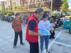 青岛莱西水集街道开展垃圾分类“微行动” 城市更新“大变化”宣传活动