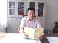 胶州市铺集镇翟明军：社区孝老大食堂里的“掌厨”人