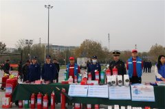 胶州市消防救援大队联合市场监督管理局依托消防宣传月开展消防产品宣传活动