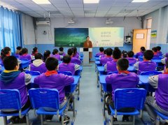 普法进校园 助力护成长”胶州市铺集镇党外知识分子联谊会开展校园普法活动