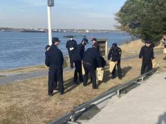 长航栖霞派出所联合街道办事处等多家单位组织开展“水清岸净”统一行动