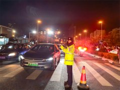 出动警力6300余人次，全市整体交通形势平稳有序 青岛交警圆满完成元旦假期交通安保工作