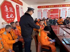 春运宣讲进企业  筑牢平安回家路