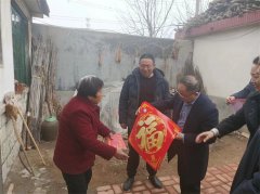 青岛莱西河头店镇：节前慰问送祝福 城市更新有温度