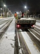 青岛市崂山区： 迎战风雪保畅通  彻夜坚守显担当