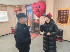 外地游客身份证丢失民警帮找回“可帮我避免了大麻烦！”