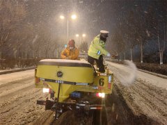 大雪来袭，青岛高新区交警发布雪天气出行安全提示