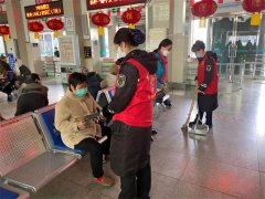 青岛莱西汽车总站学雷锋志愿服务在活动