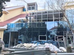 崂山执法人员“三顾茅庐”拆除辖区新增违建