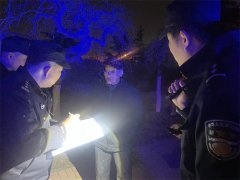 老人迷路 ，“警”急救助