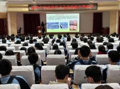 志存高远，睹名校风采——胶州市振华中学组织学生到实验中学参加研学活动
