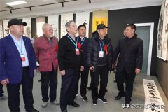丹青吐彩绘时代，翰墨飘香溢民企