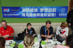 克利伯环球帆船赛船员踏春丽驰，深度体验中国烘焙与民俗文化