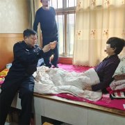 城阳区河套派出所户籍窗口“开到家”，便民服务零距离