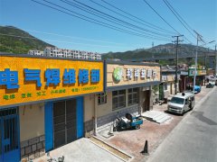 崂山北宅街道综合行政执法中队，打造招牌特色街  助力一路好景致