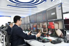 80余艘大船齐聚，3000多名职工奋战！山东港口青岛港“五一”生产红红火火佳绩连连