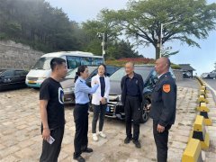 “五一”假期放心游！崂山区交通运输局会同崂山巴士有限公司组织开展文明乘车 志愿服务活动