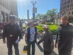 九旬老人外出未归，警民携手助其回家