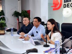 直播一小时同时在线1万人+、累计在线11万人+、点赞 100万+、预约看房100+ 2024城阳区线上房展会盛大开幕!