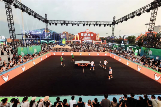 燃情开赛！第五届青岛时尚体育节国际台克球在金沙滩啤酒城如期而至
