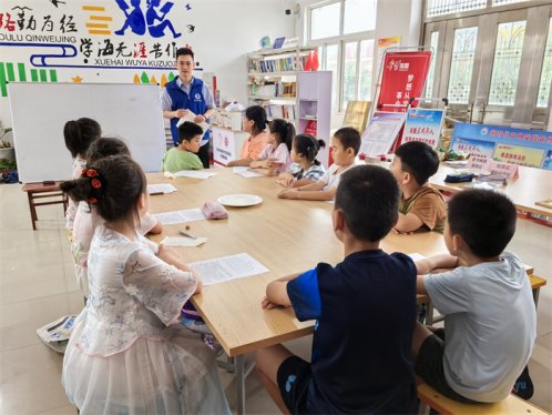 胶州市铺集司法所走进社区托管班：共筑暑期安全防护网