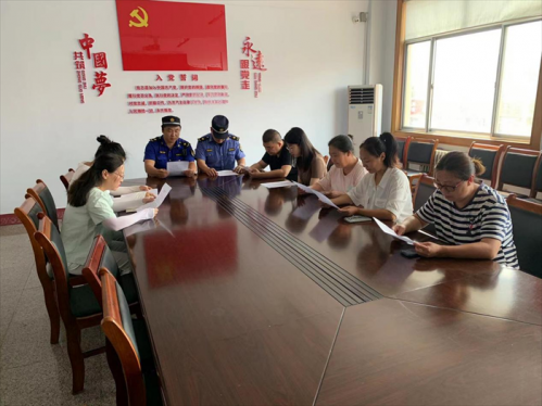 青岛西海岸新区隐珠街道：整治乱堆乱放 社区环境焕新颜
