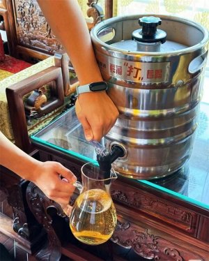 “鲜葡”打着喝，引领葡萄酒消费新时尚