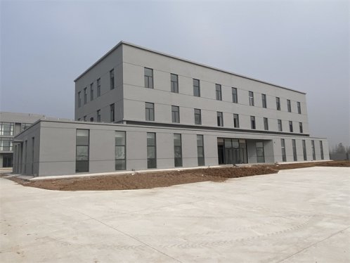 胶州市里岔黑猪育种养殖示范基地加速拉动“进度条”