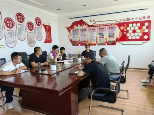 青岛莱西:河头店镇积极落实清洁取暖政策，助力城市更新建设