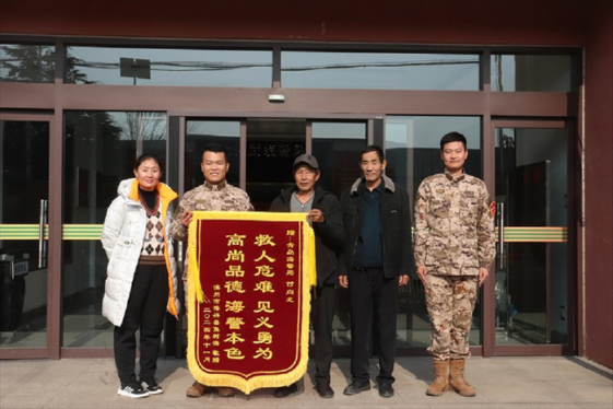 青岛海警局胶州工作站：危急时刻，他又挺身而出