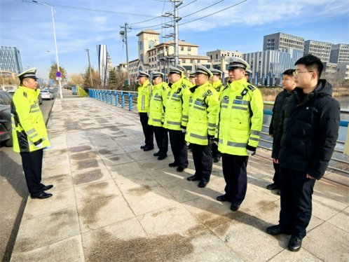 以“练”备“战”| 高新区交警联合多部门开展恶劣天气应急处置演练