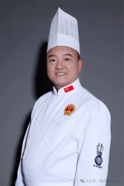 守护传统味道——黄泥烧鸽非遗传承人刘先军的故事
