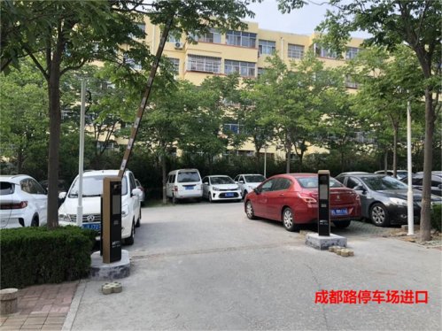 五莲县用智慧手段缓解停车难题