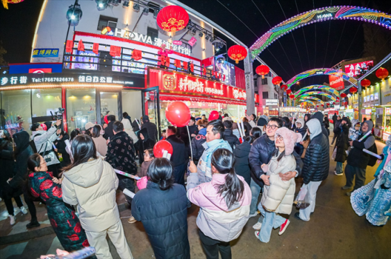打造Z世代潮流时尚聚集地！濠洼步行街获评山东省特色商业街