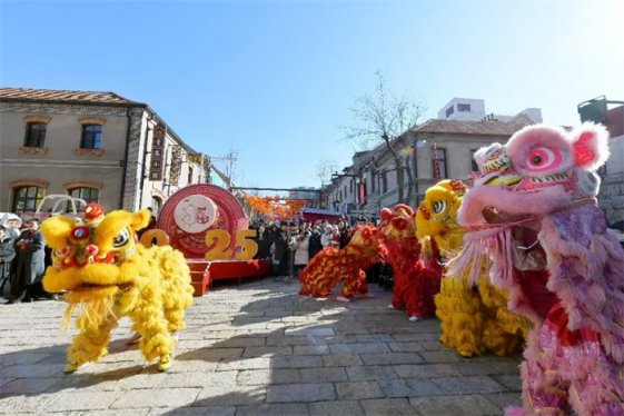 大鲍岛人气持续高涨！初一至初五187万人“扎堆”赶糖球会，商贸额同比增长161%