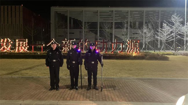 公安民辅警坚守岗位保安全！节日期间胶州市社会治安大局平稳有序