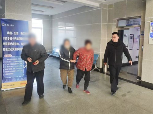 胶州市公安局： 一次次守护平安 一件件小事暖心