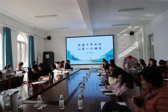 潮涌千年丝路，山海一脉相连——福建省语文骨干教师代表团莅临胶州市空港中学进行教育交流访问