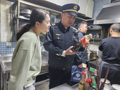 青岛市崂山区：市场监管局北宅市场监管所全力护航2025青岛樱桃花节