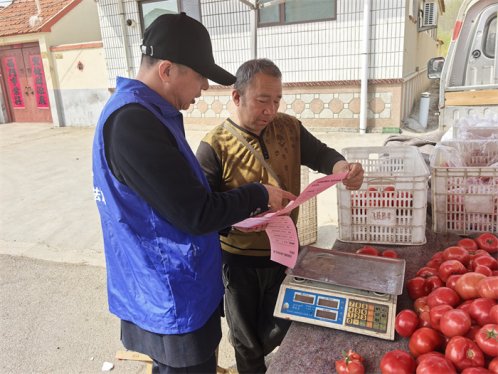 胶州市司法局里岔司法所开展普法赶大集活动