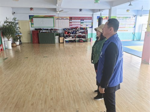胶州市司法局里岔司法所走进民办辅导机构 开展专题普法活动