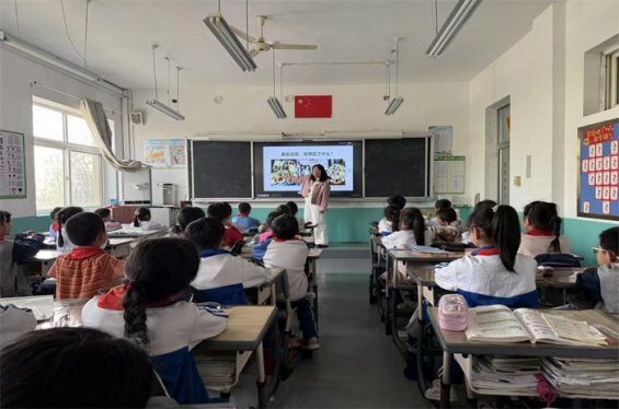 青岛莱西河头店镇文明实践所——文明新风吹进校园 共筑节约宜居梦移风易俗宣讲活动