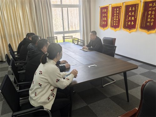 胶州市司法局里岔司法所开展社区矫正对象集中教育活动